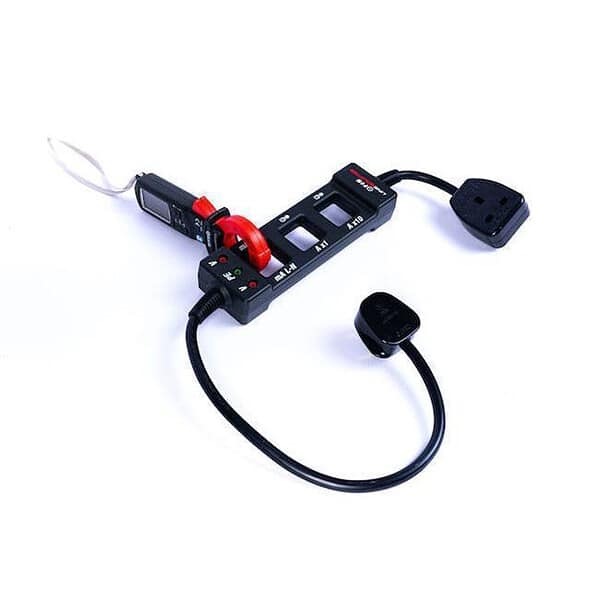 TIS560Action.jpg TIS560Action.jpg