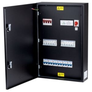 matt:e EVU-6-32-M Connection centre with O-PEN® and manual reset 5 pole isolator with 6 x 32A DP MCBs.