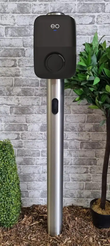 EO Genius 2 EV charger post/pedestal – ground rooted cylinder