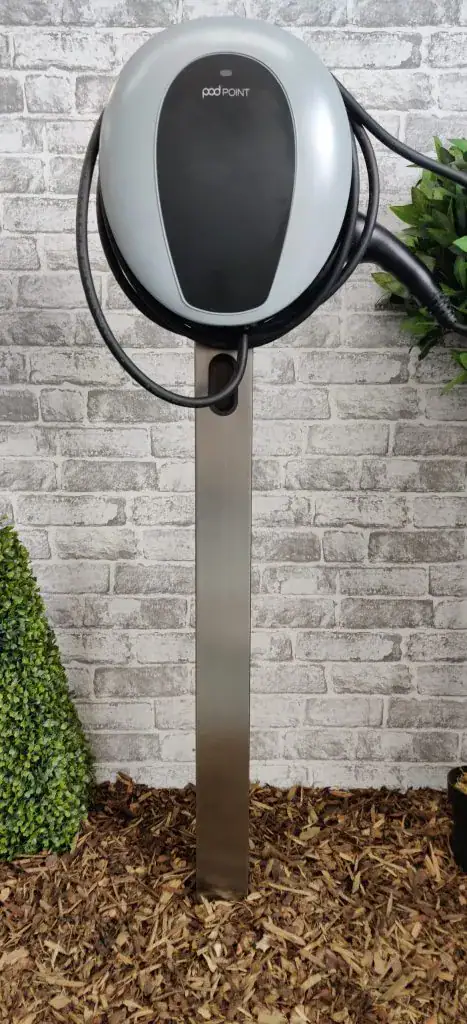 Pod Point Solo 3 Tethered charger post/pedestal – square post rooted