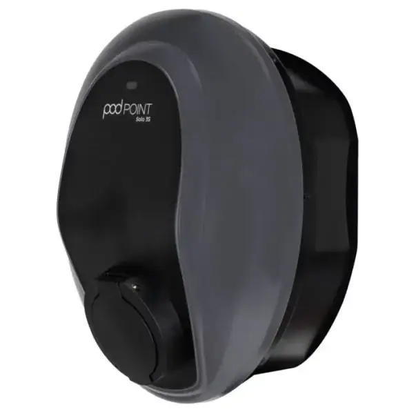 podpoint-solo-3s-s7-uc-05-angled-2 podpoint-solo-3s-s7-uc-05-angled-2